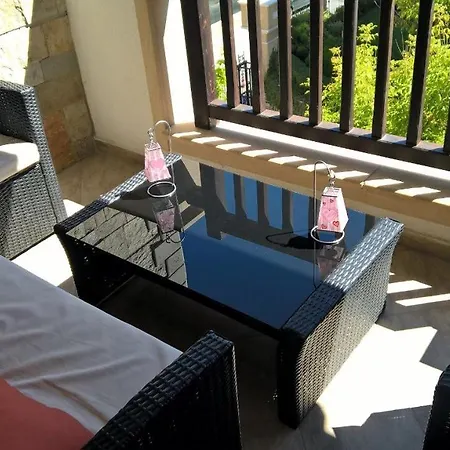 Apartman Oasis Club, Kras 2 Bed Lozenec